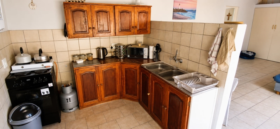 To Let 1 Bedroom Property for Rent in Ifafi North West